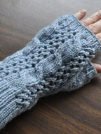 Cables 'n Lace Mitts in Allegro DK