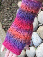 Jasmine Fingerless Gloves in Mini Mochi