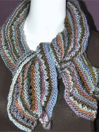 Scalloped Coral Scarf in Mochi Plus