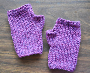 Allegro Aran Heel Stitch Mitts (flat)