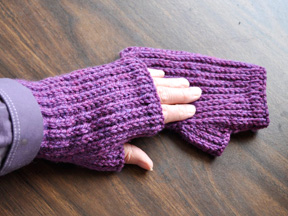 Allegro Aran Heel Stitch Mitts