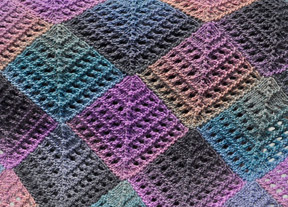 Mini Mochi Mitered Shawl (detail)