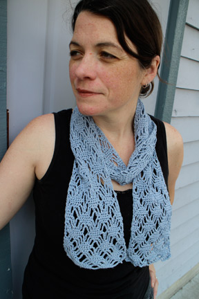 Spider Lace Scarf in Panda Silk