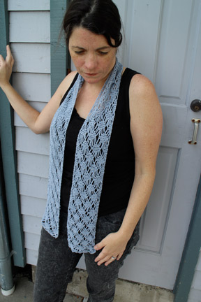 Spider Lace Scarf in Panda Silk